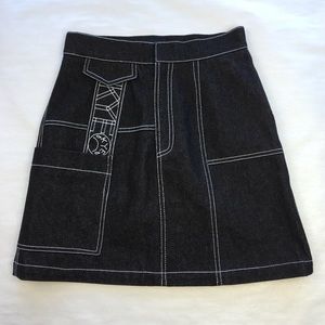New KYE Korea Contrast Stitch Denim Skirt 26”